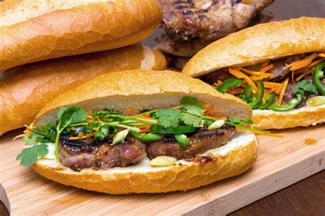  Bánh Bao Thịt Nướng: Món Ăn Ngon Bổ Rực và Hương Vị Lạ